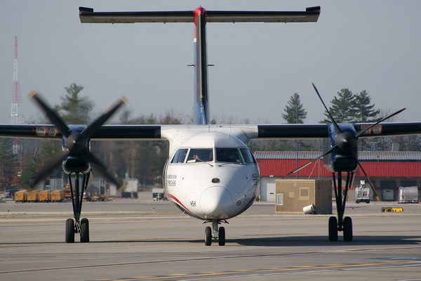 DHC8 Dash 8-100/DHC8 Dash 8-200