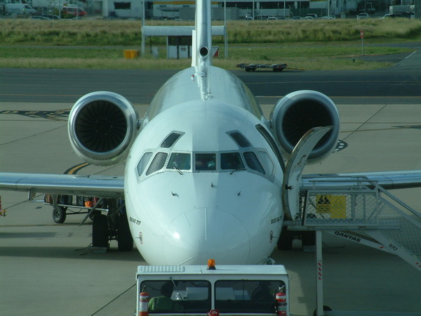 Douglas MD-95